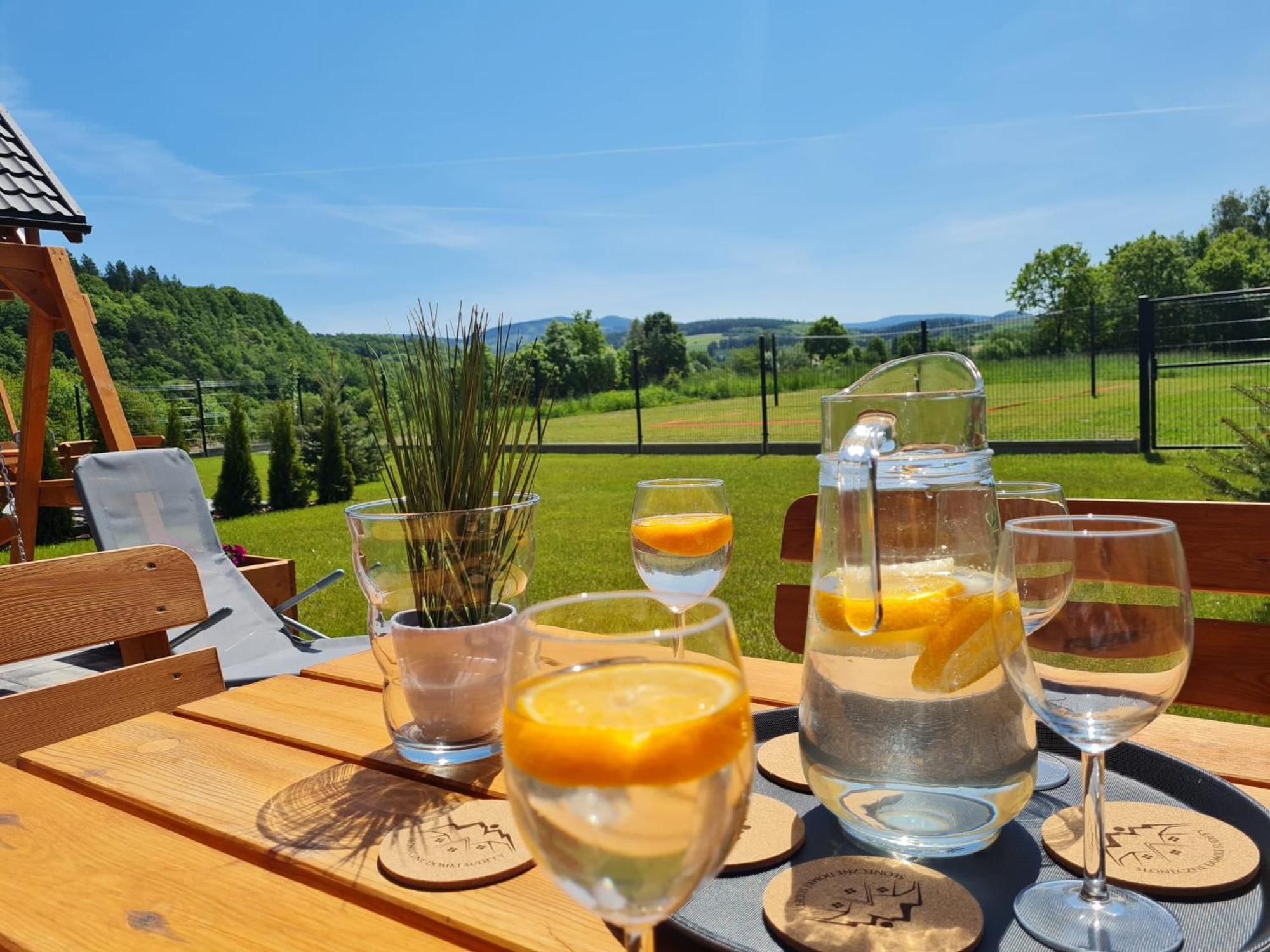 Holiday home Sloneczne Sudety - Caloroczne Kotlina Klodzka Stary Waliszow